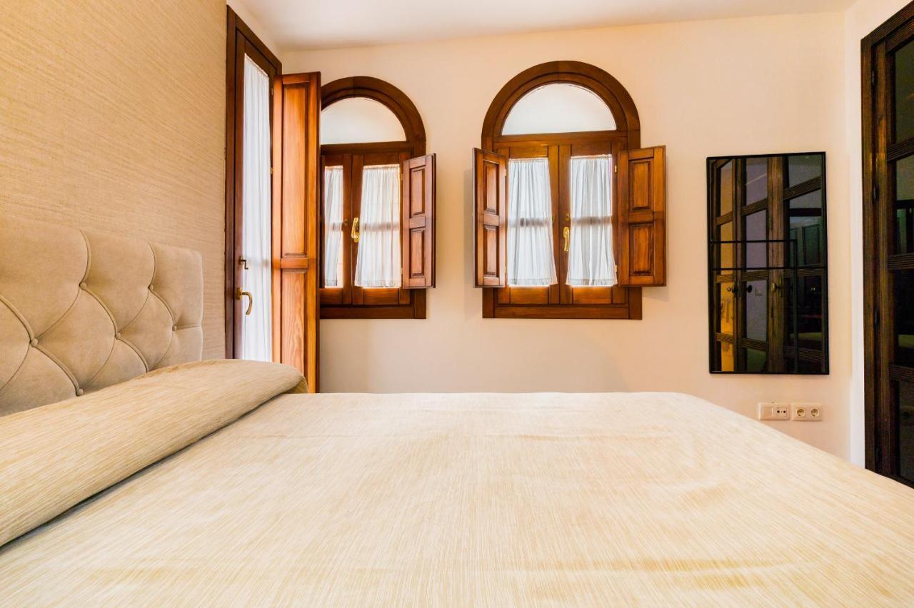 Duplex Deluxe Sevilla Center & Parking Opcional ภายนอก รูปภาพ
